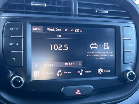 Certified 2024 Kia Soul LX w/ Option Group 015 image 17