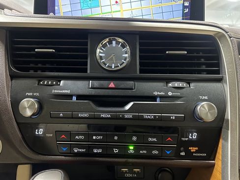 Used 2020 Lexus RX 450h AWD w/ Premium Package image 30