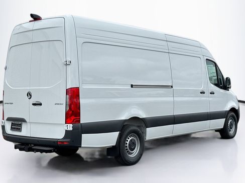 New 2025 Mercedes-Benz Sprinter 2500 image 5