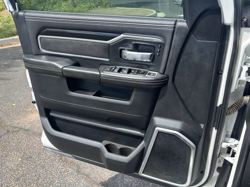 Used 2021 RAM 3500 Laramie w/ Night Edition AWD/4WD image 11
