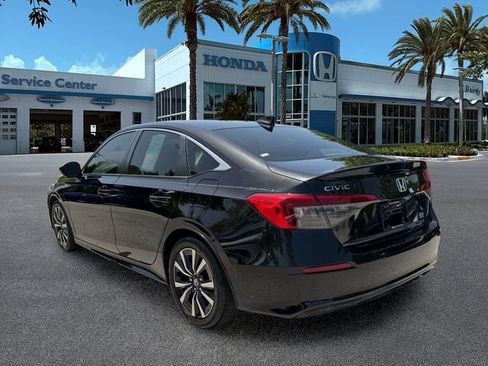 Used 2023 Honda Civic EX image 6