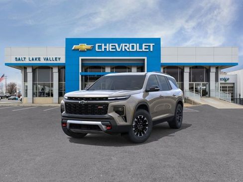 New 2026 Chevrolet Traverse Z71 w/ Enhanced Driving Package image 8