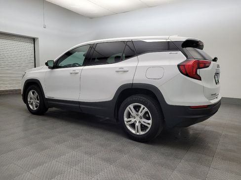 Used 2018 GMC Terrain SLE image 3