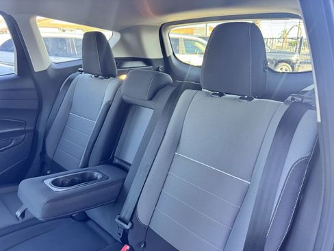 Used 2015 Ford Escape SE FWD image 28