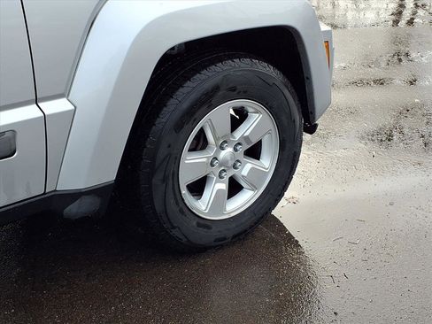 Used 2012 Jeep Liberty Sport w/ Popular Equipment Group image 20