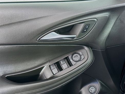 Used 2023 Buick Encore GX Select w/ Sport Touring Package image 17