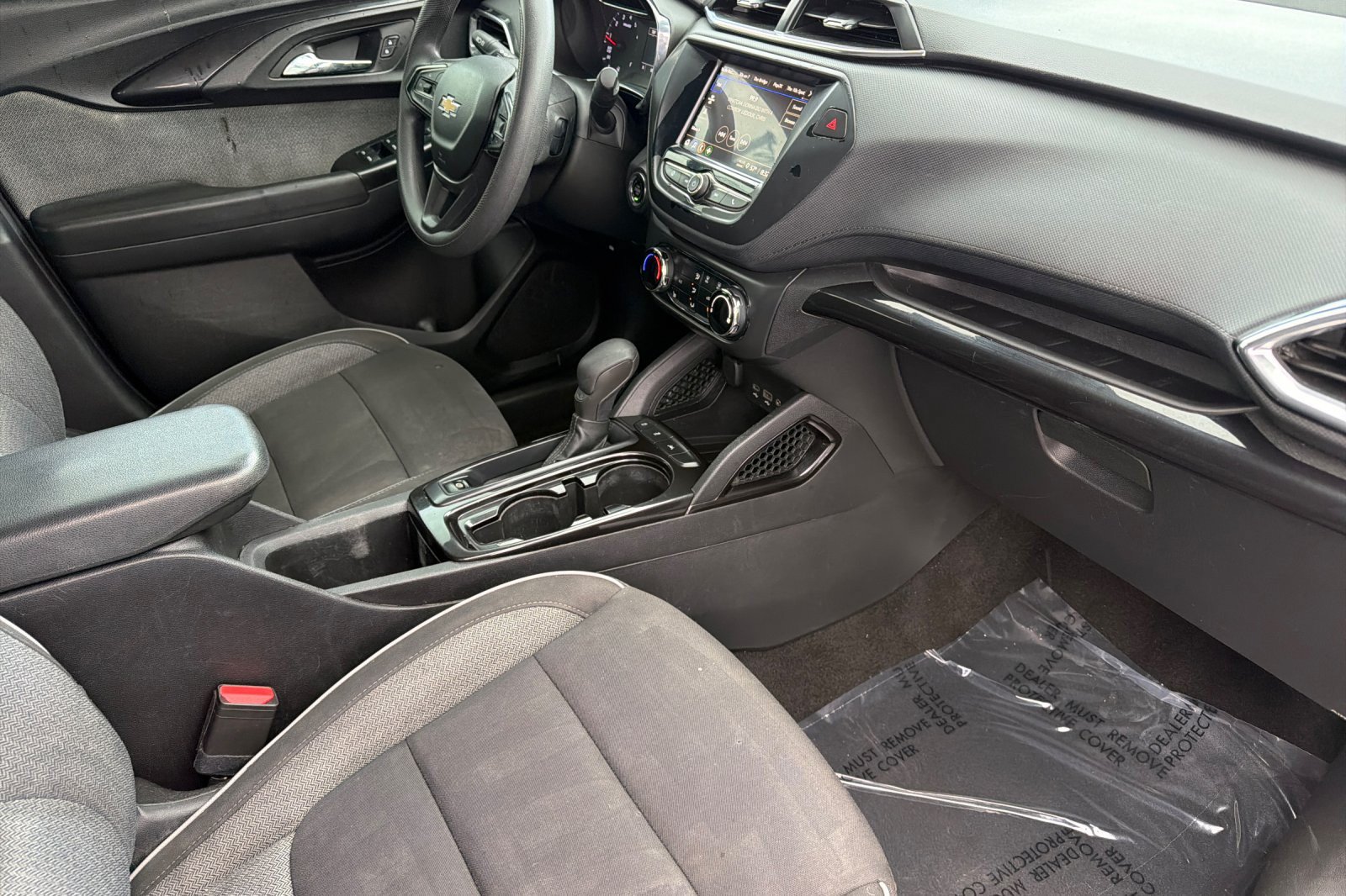 Used 2023 Chevrolet TrailBlazer LT FWD image 13