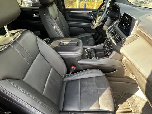 Used 2022 Chevrolet Tahoe RST w/ Luxury Package image 45