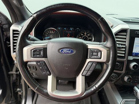 Used 2018 Ford F150 Platinum w/ Equipment Group 701A Luxury AWD/4WD image 56