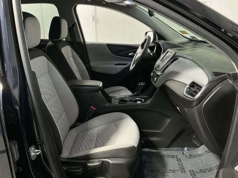 Used 2020 Chevrolet Equinox LS w/ LS Convenience Package FWD image 26