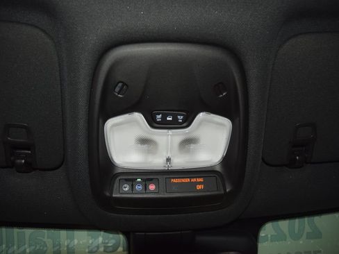 Used 2023 Chevrolet TrailBlazer ACTIV w/ Convenience Package AWD/4WD image 47