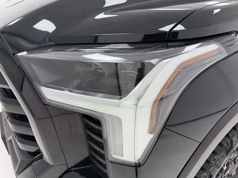 Used 2025 Toyota Tundra SR5 image 6