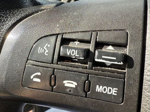 Used 2011 MAZDA MAZDA3 i Touring image 14