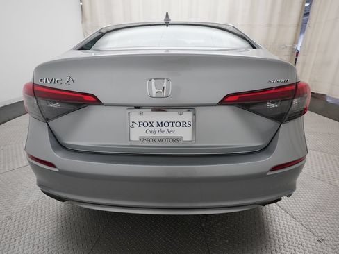 Used 2024 Honda Civic Sport image 25