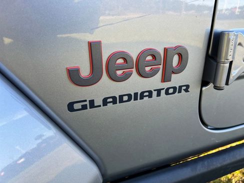Used 2021 Jeep Gladiator Mojave image 46