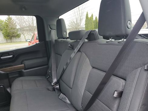 Certified 2022 Chevrolet Silverado 1500 LT Trail Boss w/ Safety Package AWD/4WD image 32