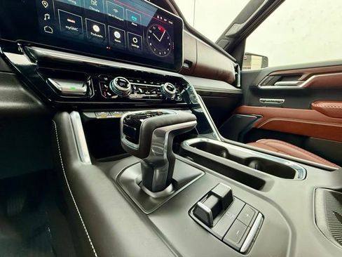 Used 2024 GMC Sierra 1500 Denali Ultimate image 38