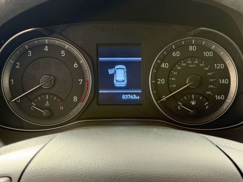 Used 2019 Hyundai Kona SE AWD/4WD image 19