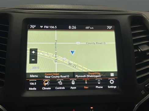 Used 2023 Jeep Cherokee Altitude Lux image 14