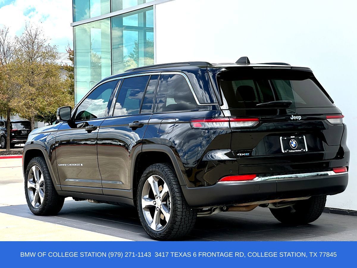 Used 2024 Jeep Grand Cherokee Limited 4xe AWD/4WD image 7