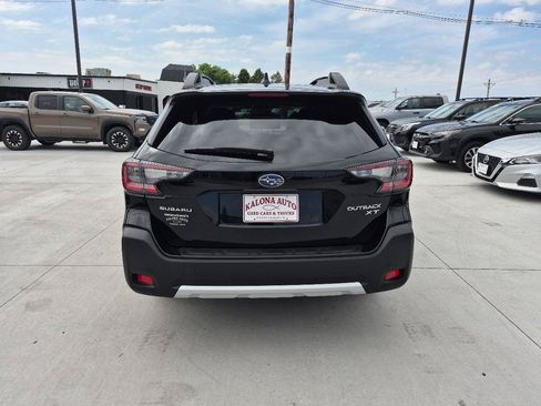 Used 2023 Subaru Outback Limited XT AWD/4WD image 7