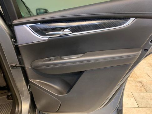 Used 2022 Cadillac XT6 Premium Luxury image 52