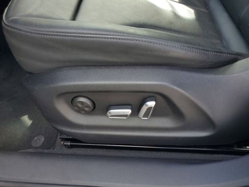 Used 2016 Audi Q3 2.0T Premium Plus w/ Technology Package image 14