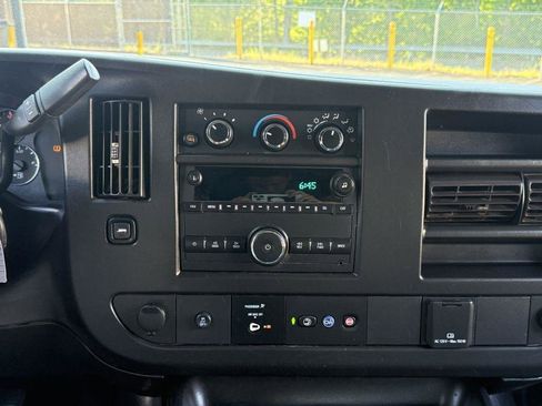 Used 2021 Chevrolet Express 2500 Extended w/ Driver Convenience Package RWD image 25