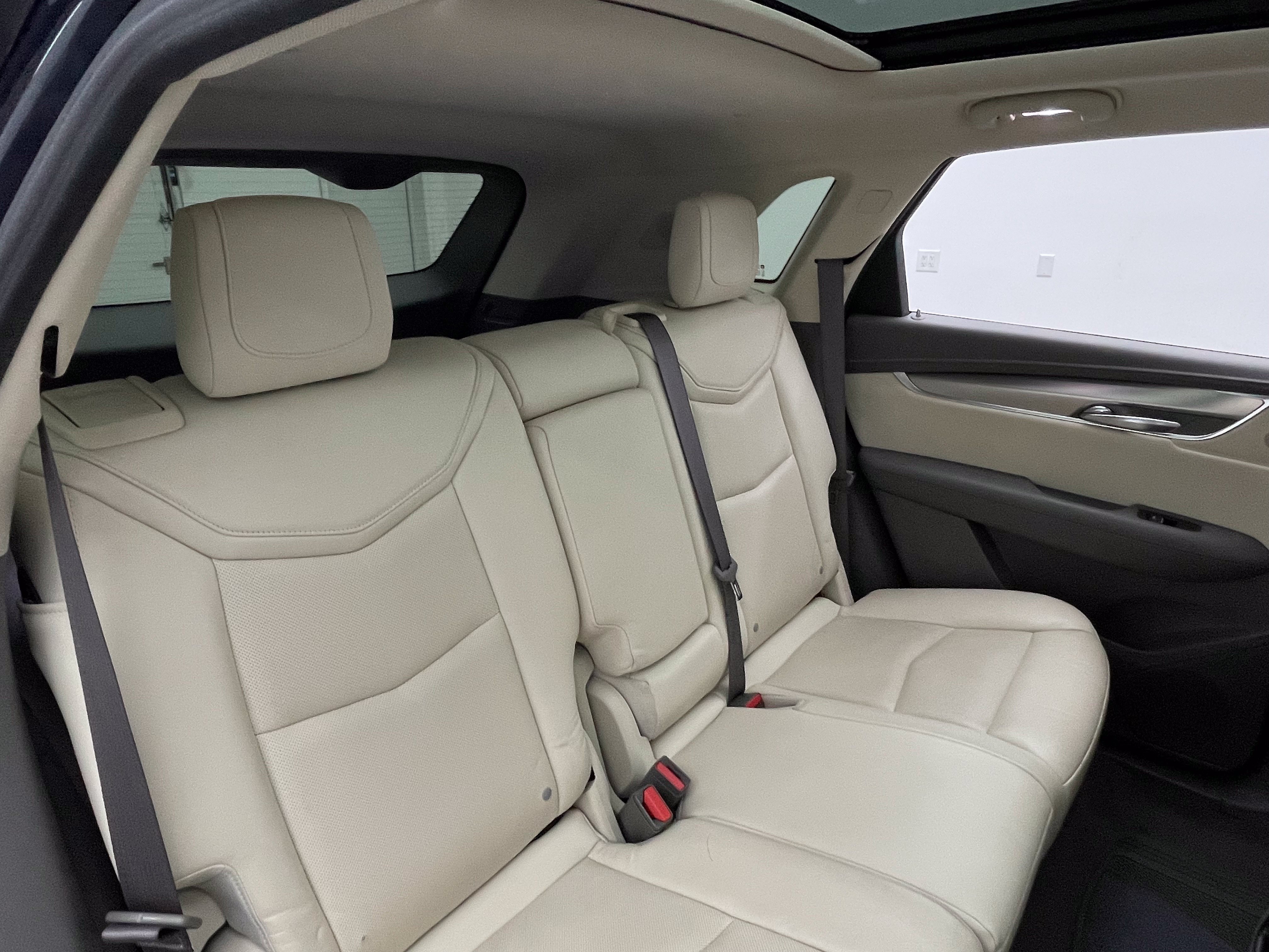 Used 2018 Cadillac XT5 Luxury FWD image 38