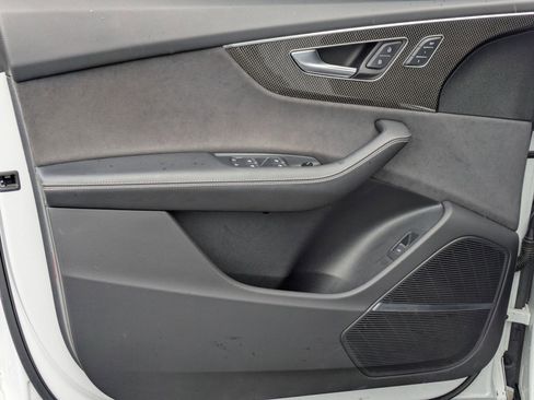 Certified 2023 Audi SQ8 Premium Plus image 10