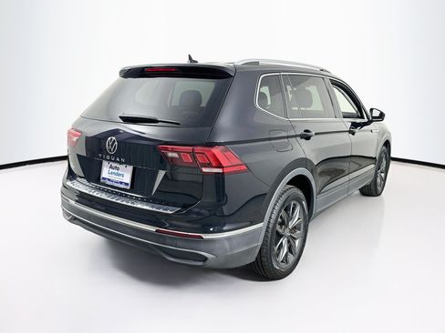 Used 2023 Volkswagen Tiguan SE FWD image 5