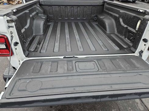 Used 2020 Jeep Gladiator Rubicon image 32