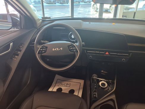 New 2025 Kia Niro Wind image 8