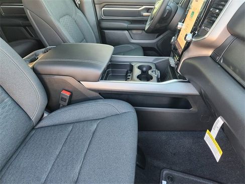 New 2026 RAM 1500 4x4 Crew Cab image 10