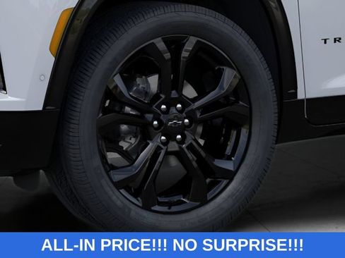 New 2027 Chevrolet Traverse RS FWD image 19