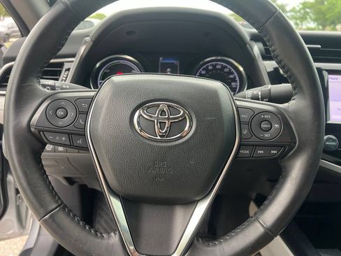 Used 2020 Toyota Camry SE FWD image 47