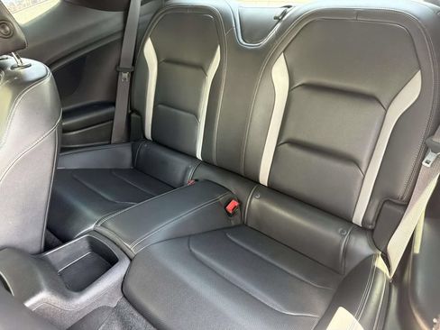 Used 2017 Chevrolet Camaro SS RWD image 31