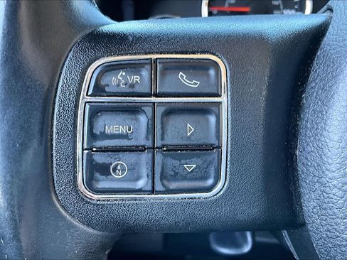 Used 2013 Jeep Wrangler Unlimited Sahara w/ Connectivity Group AWD/4WD image 18