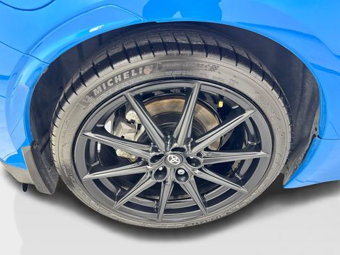 Used 2023 Toyota GR86 Premium RWD image 77