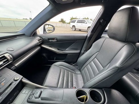 Used 2016 Lexus IS 200t w/ F Sport Package RWD image 36