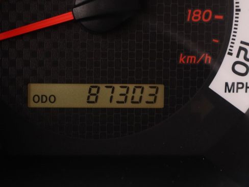 Used 2012 Toyota Tacoma PreRunner image 24