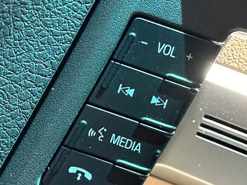 Used 2013 Ford F150 Lariat w/ Mid Equipment Group AWD/4WD image 16