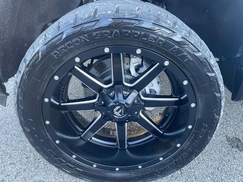 Used 2024 GMC Sierra 2500 Denali Ultimate image 7