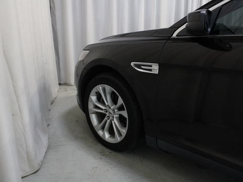 Used 2013 Ford Taurus SEL FWD image 27