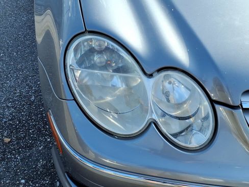 Used 2009 Mercedes-Benz CLK 350 Coupe image 6