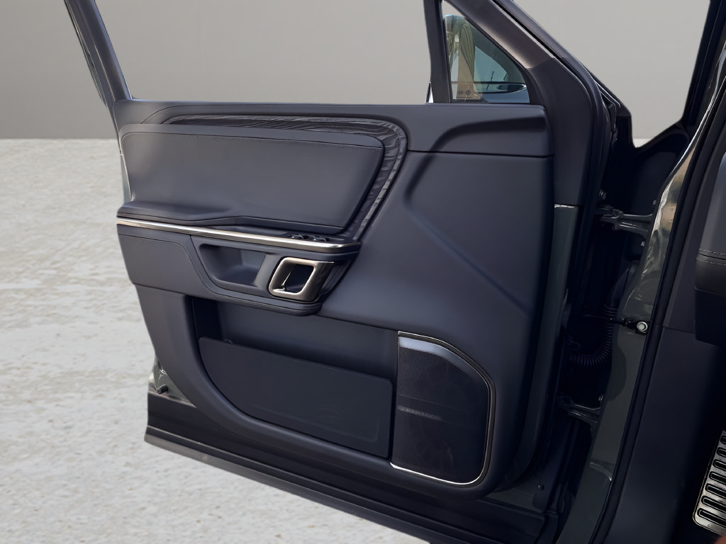 Used 2022 Rivian R1S Launch Edition Quad AWD/4WD image 12