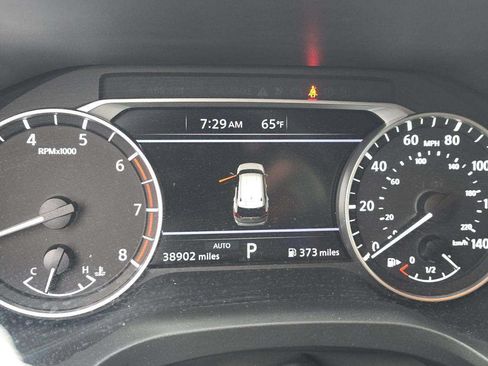 Used 2025 Nissan Rogue SV AWD/4WD image 7