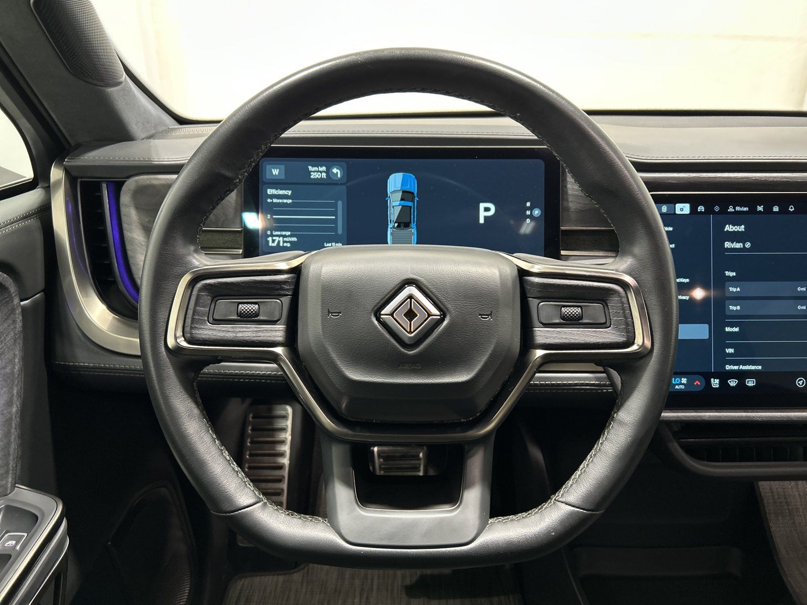 Used 2022 Rivian R1T Adventure AWD/4WD image 26