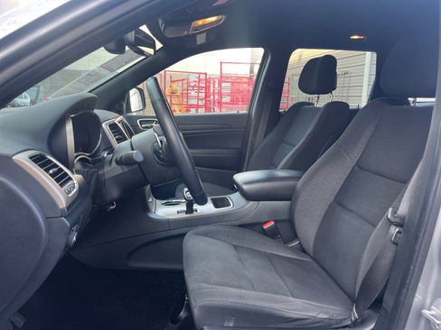 Used 2015 Jeep Grand Cherokee Laredo w/ Quick Order Package 23E image 12