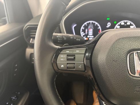 Used 2025 Honda Pilot Touring image 26